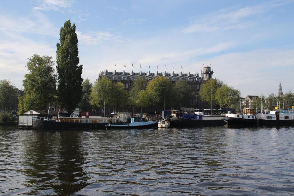 A304 Romantic Seaship In Top Center Amsterdam Exterior photo